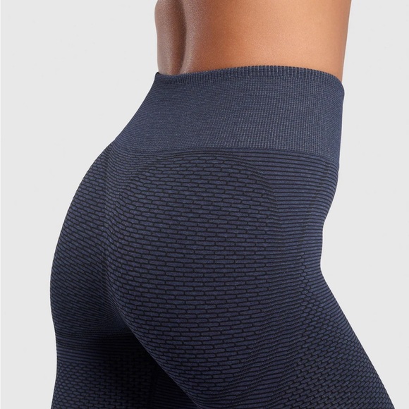 Navy High-Waisted Leggings - Picture 4 of 7